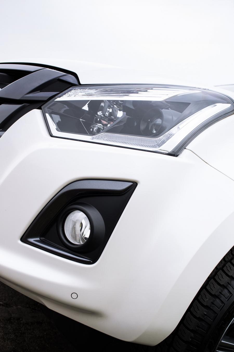 Детали экстерьера Isuzu D-Max Blade Double Cab 2017 года  (UK) (фото 22 из 52)